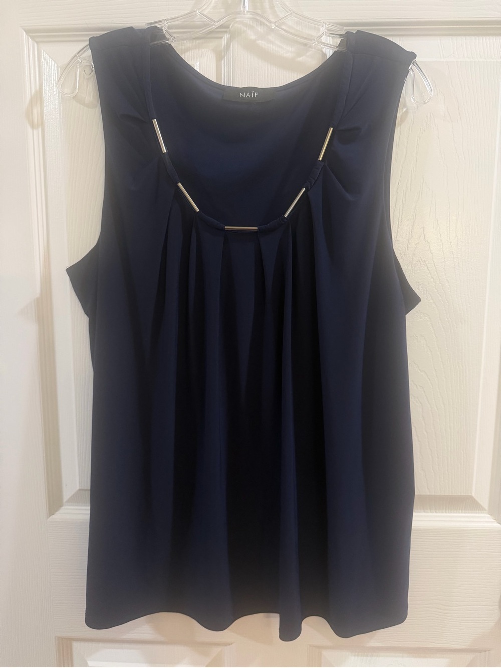 NAÏF Sleeveless Blouse